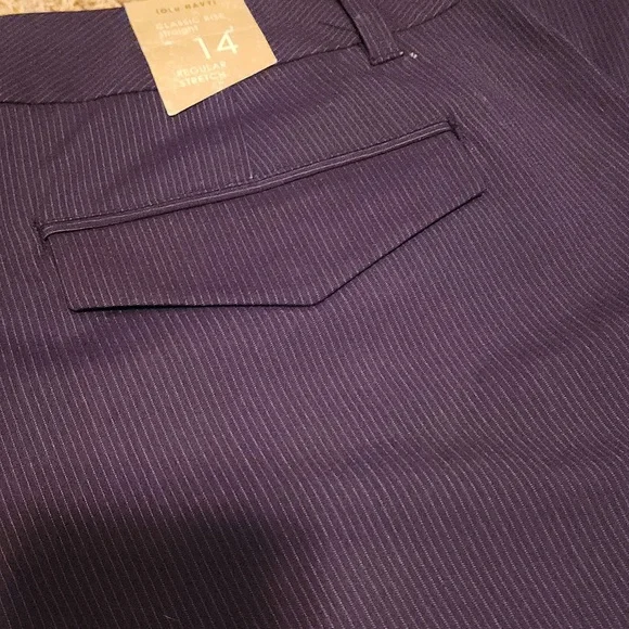 NWT Old Navy Black With Lighter Pinstripe Pants womans Size 14 - Picture 7 of 9